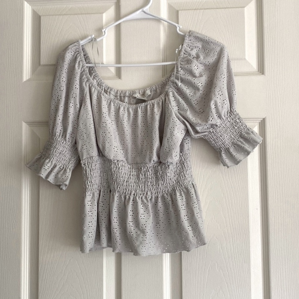 Urban Romantic’s grey top. Large